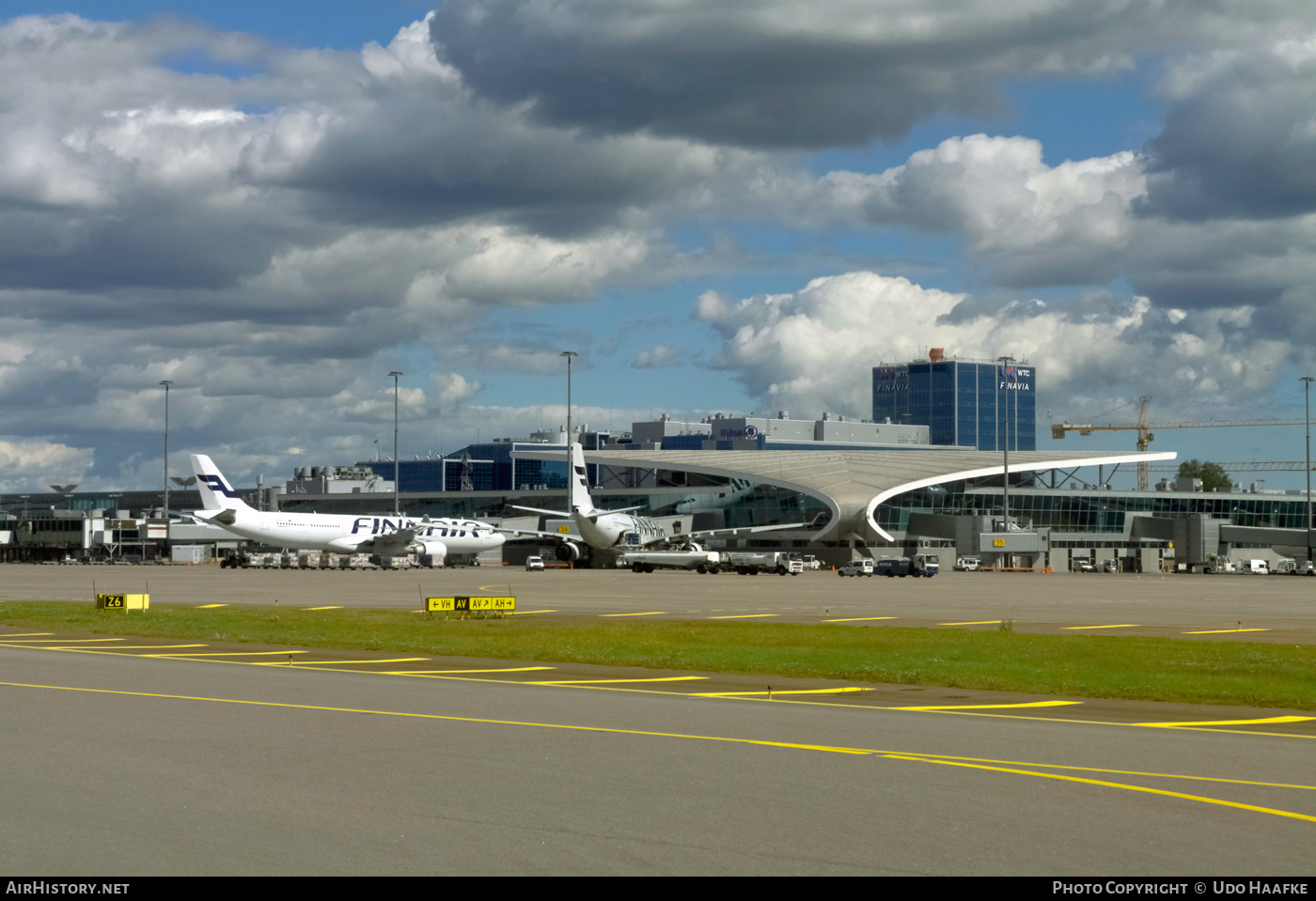 Airport photo of Helsinki - Vantaa (EFHK / HEL) in Finland | AirHistory.net #408630