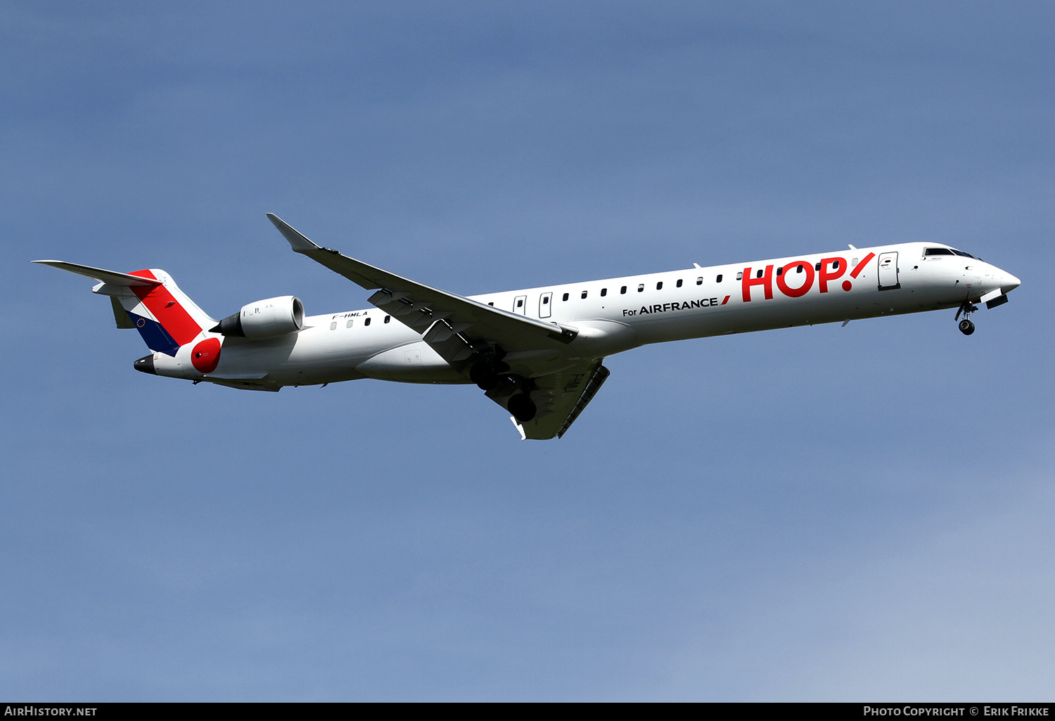 Aircraft Photo of F-HMLA | Bombardier CRJ-1000EL NG (CL-600-2E25) | Hop! | AirHistory.net #408653