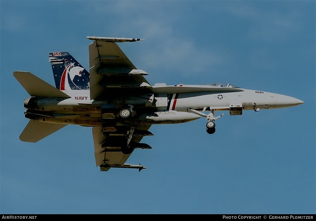 Aircraft Photo of 165217 | McDonnell Douglas F/A-18C Hornet | USA - Navy | AirHistory.net #408713