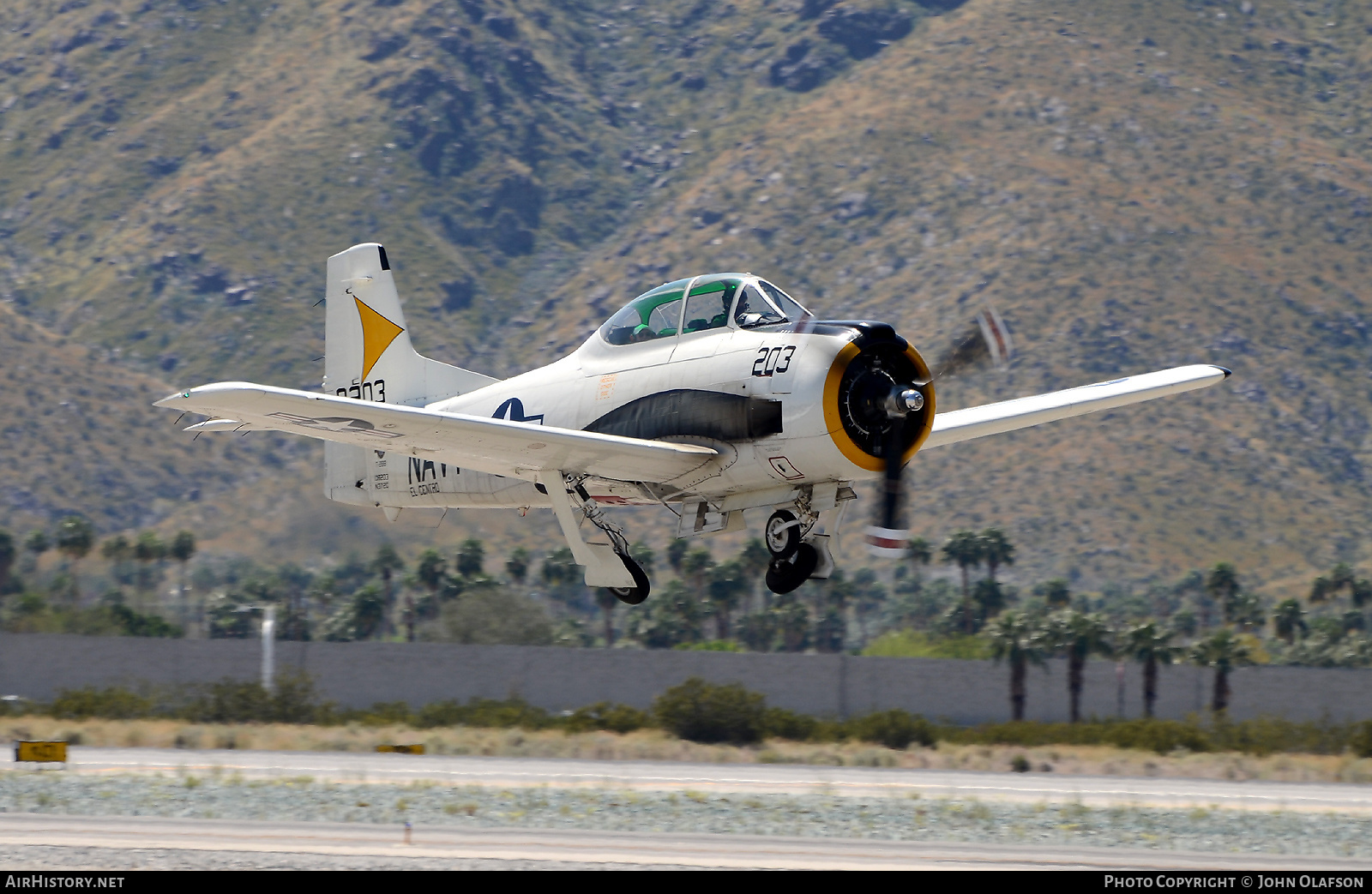 Aircraft Photo of N372C | North American T-28B Trojan | AirHistory.net #408798