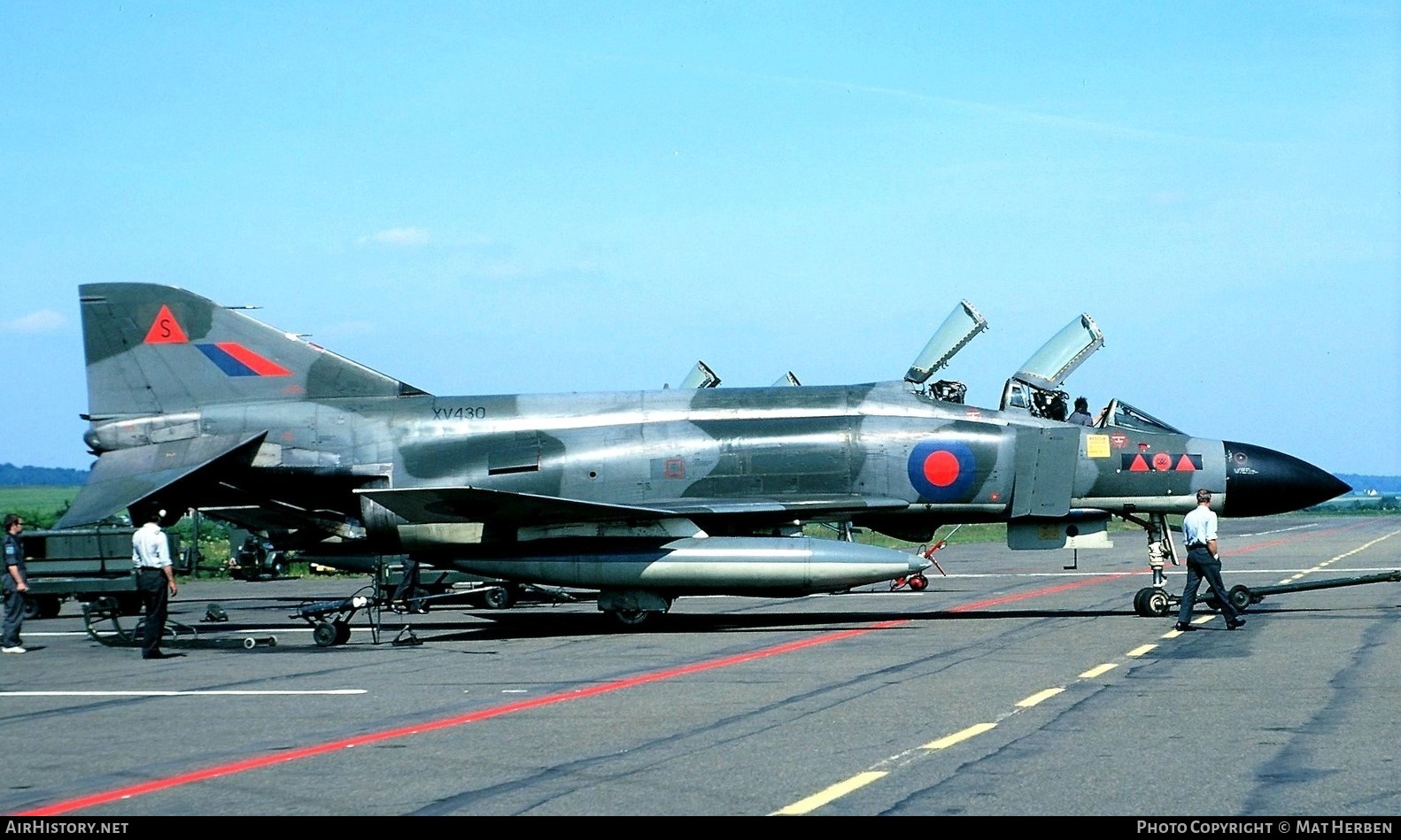 Aircraft Photo of XV430 | McDonnell Douglas F-4M Phantom FGR2 | UK - Air Force | AirHistory.net #408799