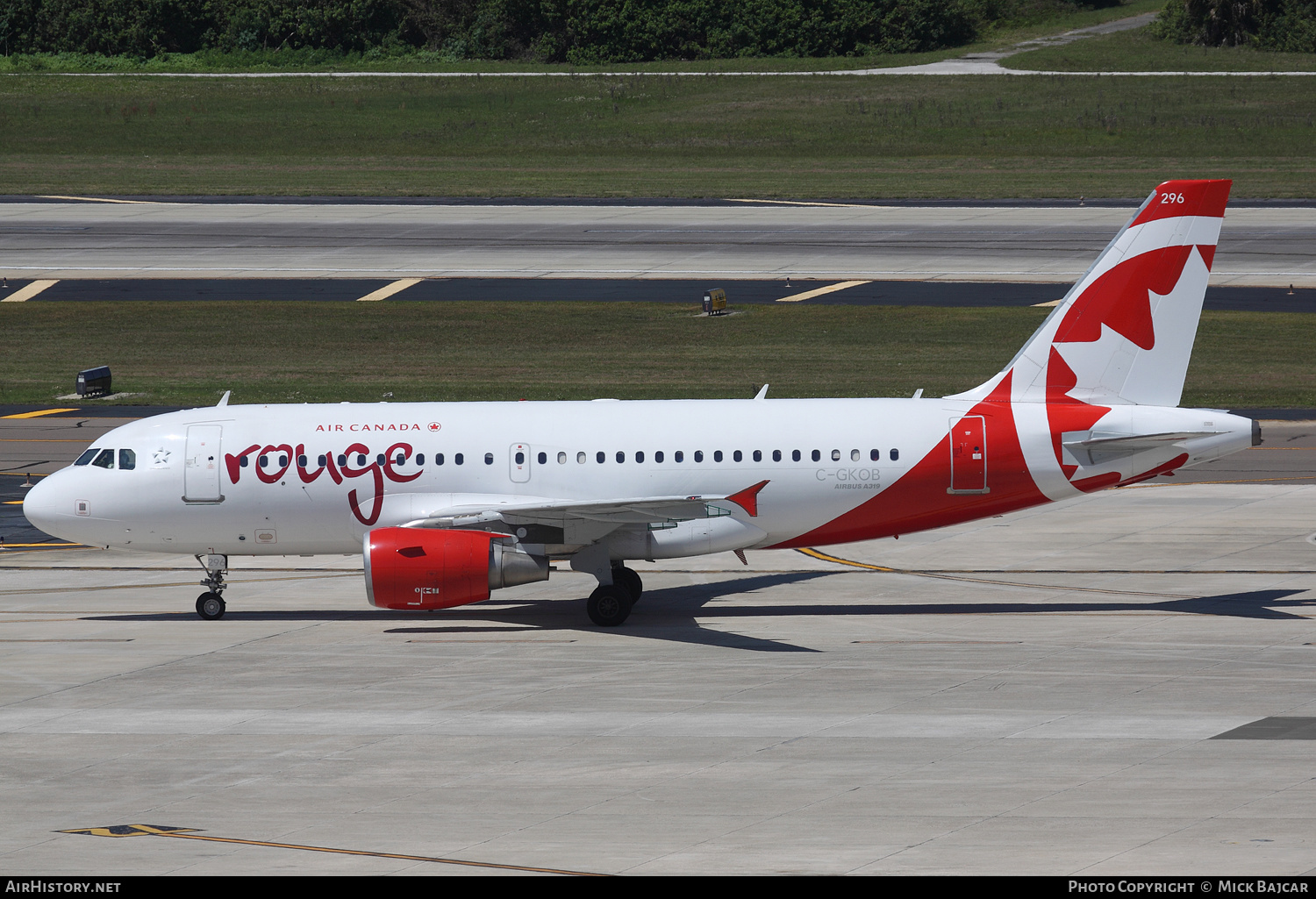 Aircraft Photo of C-GKOB | Airbus A319-112 | Air Canada Rouge | AirHistory.net #408800