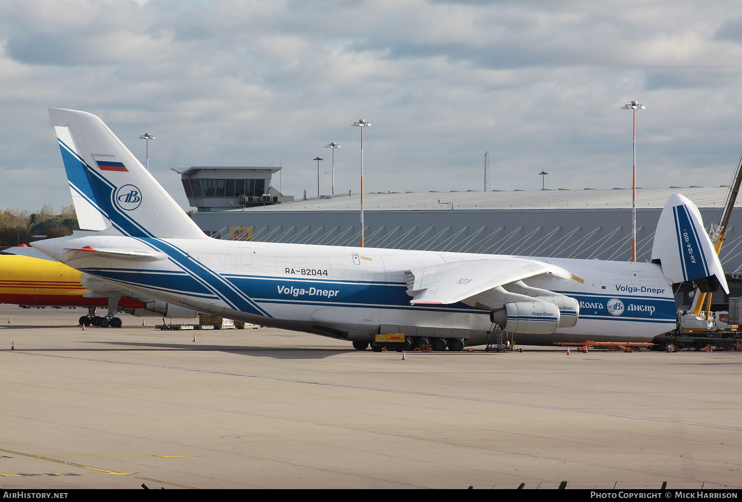 Aircraft Photo of RA-82044 | Antonov An-124-100 Ruslan | Volga-Dnepr Airlines | AirHistory.net #408904