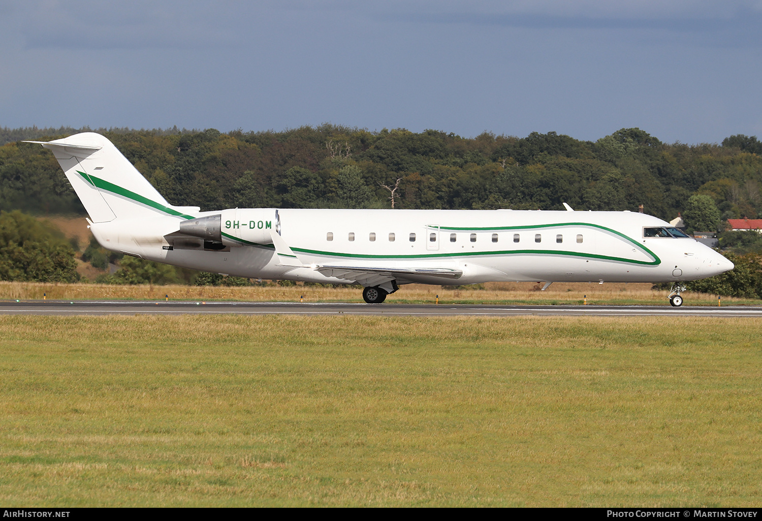 Aircraft Photo of 9H-DOM | Bombardier Challenger 850 (CRJ-200SE/CL-600-2B19) | AirHistory.net #408941