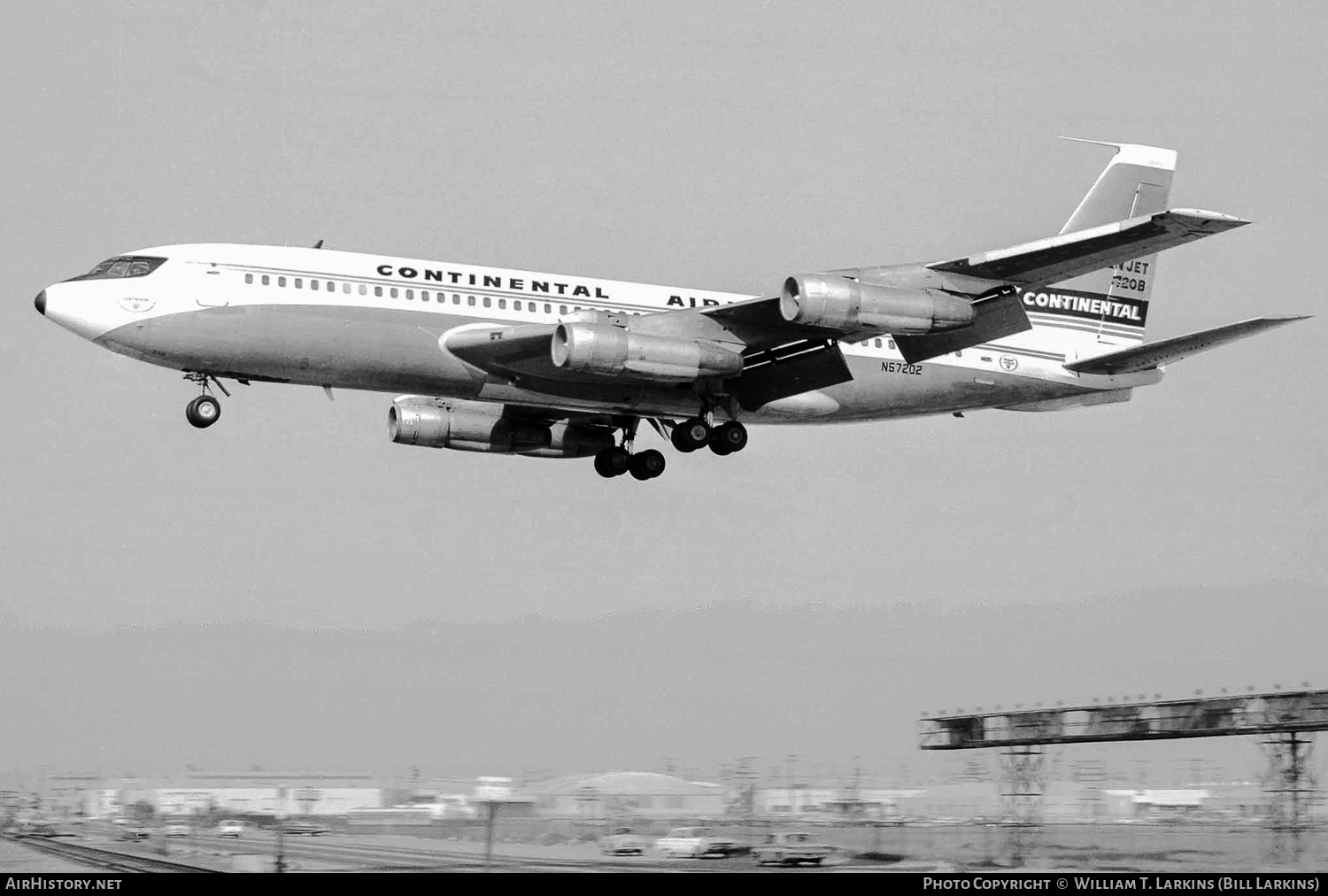 Aircraft Photo of N57202 | Boeing 720-024B | Continental Airlines | AirHistory.net #409044