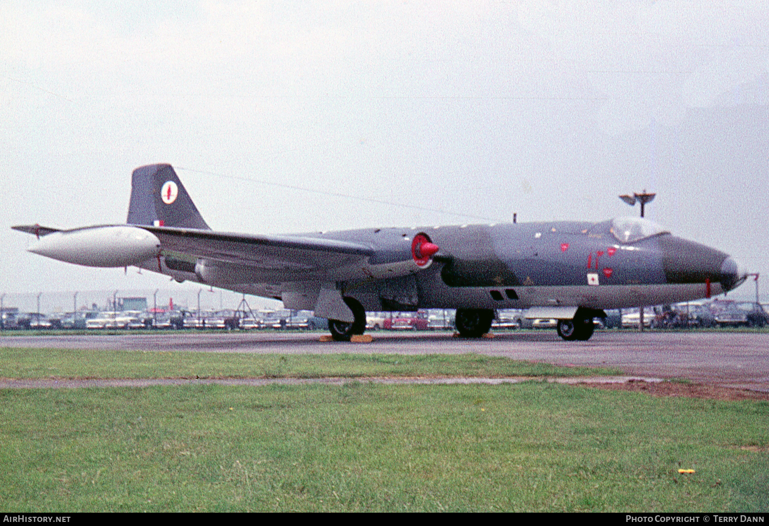 Aircraft Photo of WT530 | English Electric Canberra PR7 | UK - Air Force | AirHistory.net #409057