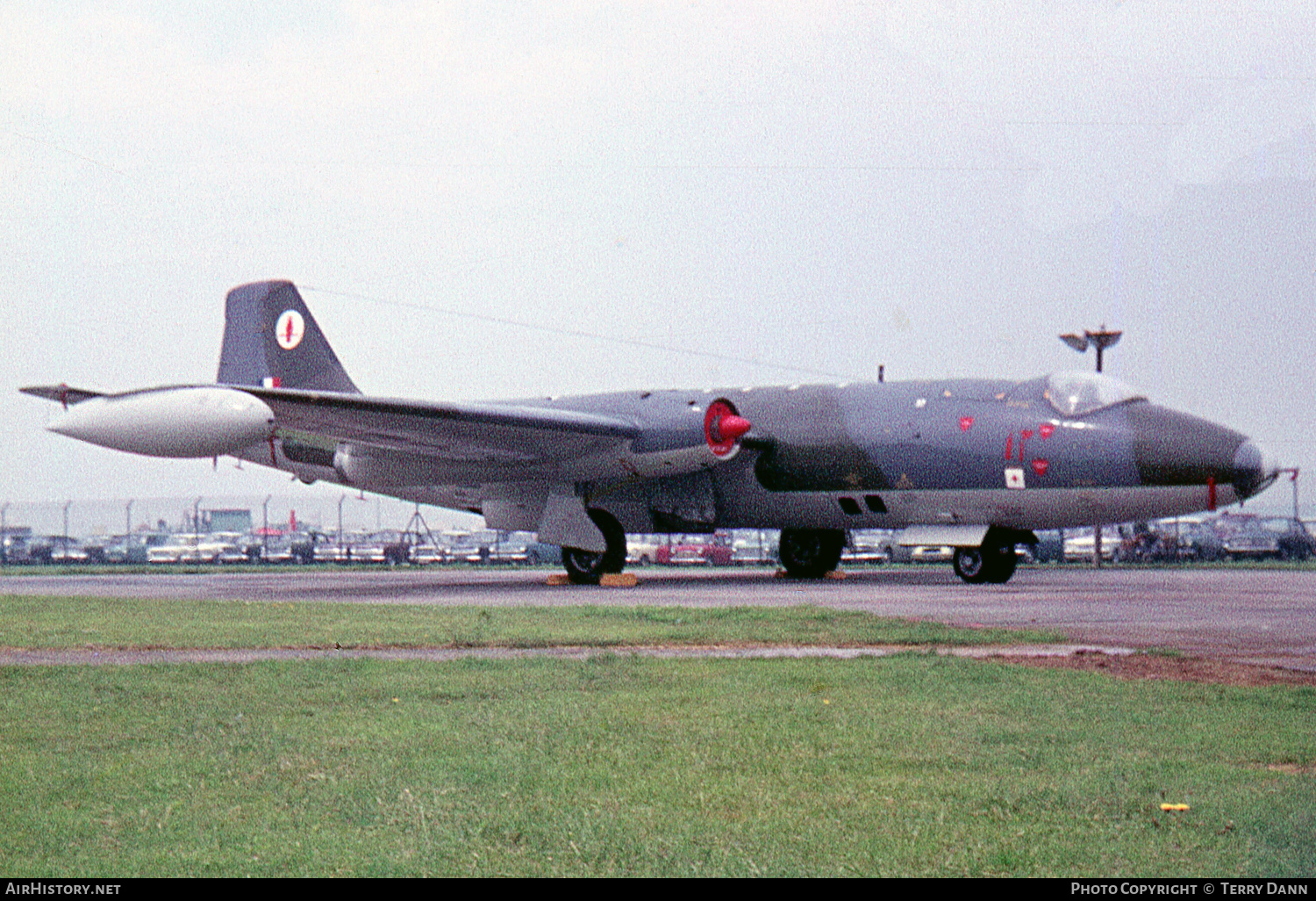 Aircraft Photo of WT530 | English Electric Canberra PR7 | UK - Air Force | AirHistory.net #409057