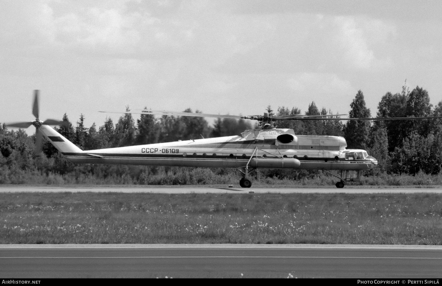 Aircraft Photo of CCCP-06109 | Mil Mi-10K | Aeroflot | AirHistory.net #409107