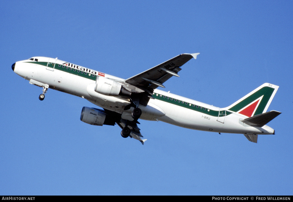 Aircraft Photo of I-BIKU | Airbus A320-214 | Alitalia | AirHistory.net #409108