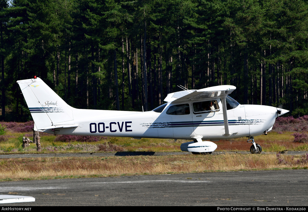 Aircraft Photo of OO-CVE | Cessna 172R Skyhawk II | AirHistory.net #409140