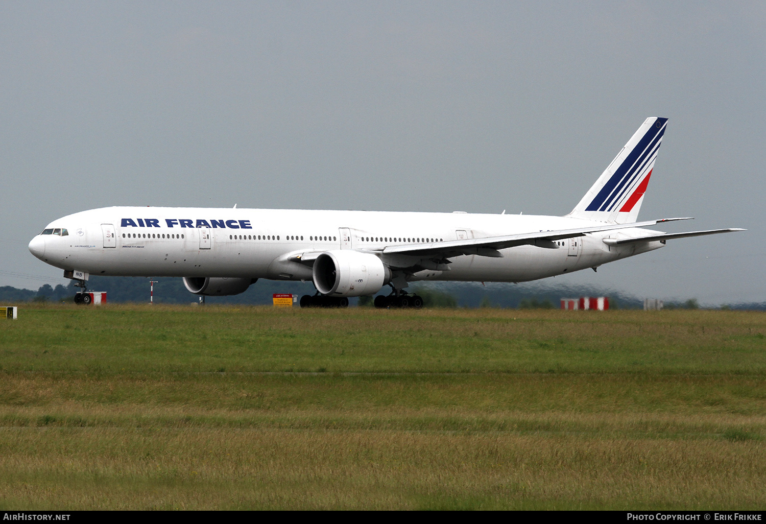 Aircraft Photo of F-GZNB | Boeing 777-328/ER | Air France | AirHistory.net #409167