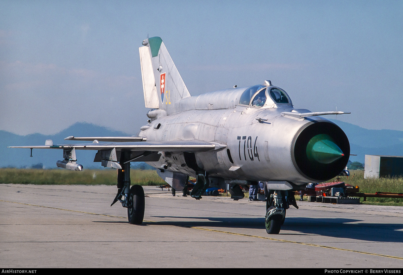 Aircraft Photo of 7704 | Mikoyan-Gurevich MiG-21MF | Slovakia - Air Force | AirHistory.net #409214