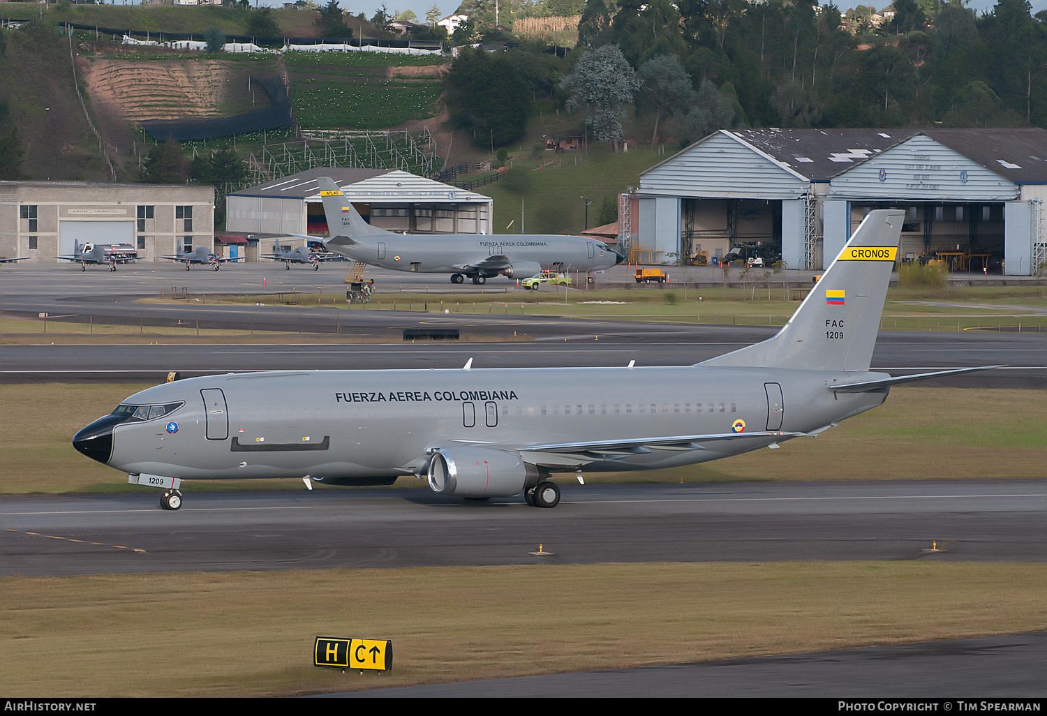 Aircraft Photo of FAC1209 | Boeing 737-46B/F | Colombia - Air Force | AirHistory.net #409302