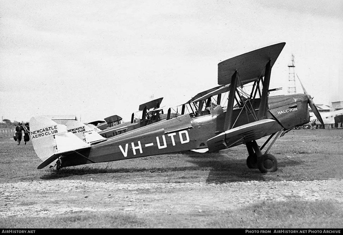 Aircraft Photo of VH-UTD | De Havilland D.H. 82A Tiger Moth | Newcastle Aero Club | AirHistory.net #409322