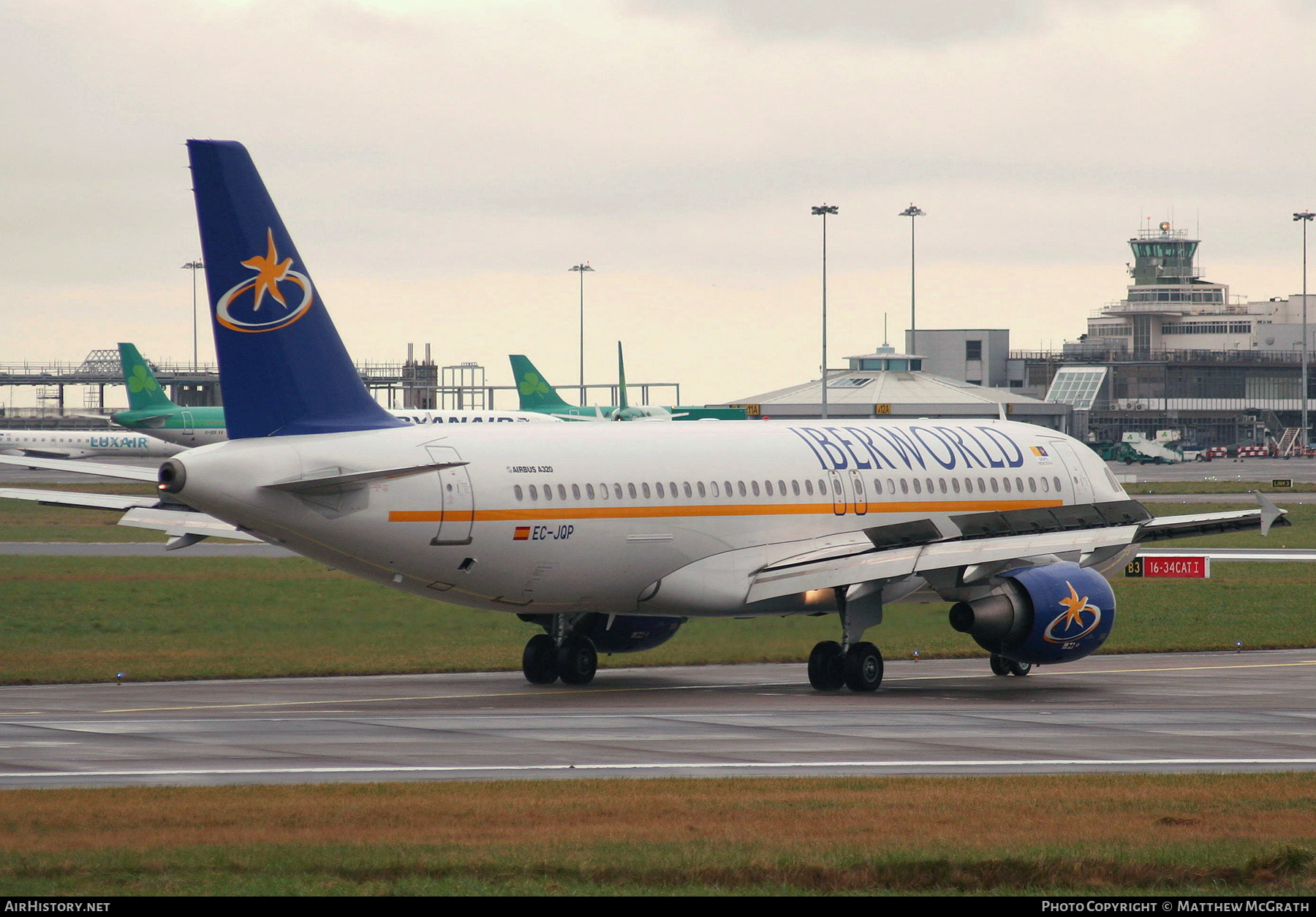 Aircraft Photo of EC-JQP | Airbus A320-214 | Iberworld Airlines | AirHistory.net #409342