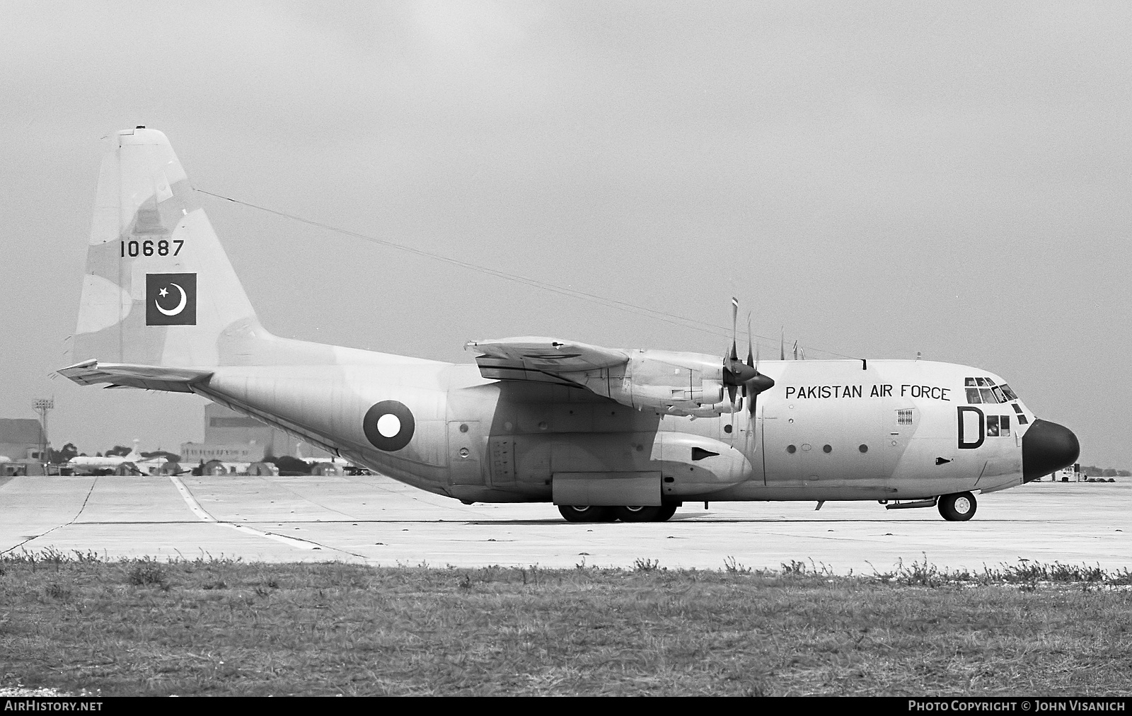 Aircraft Photo of 10687 | Lockheed C-130E Hercules (L-382) | Pakistan - Air Force | AirHistory.net #409347