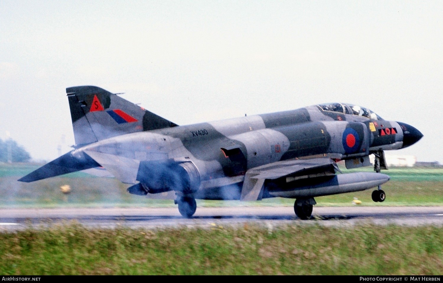 Aircraft Photo of XV430 | McDonnell Douglas F-4M Phantom FGR2 | UK - Air Force | AirHistory.net #409358