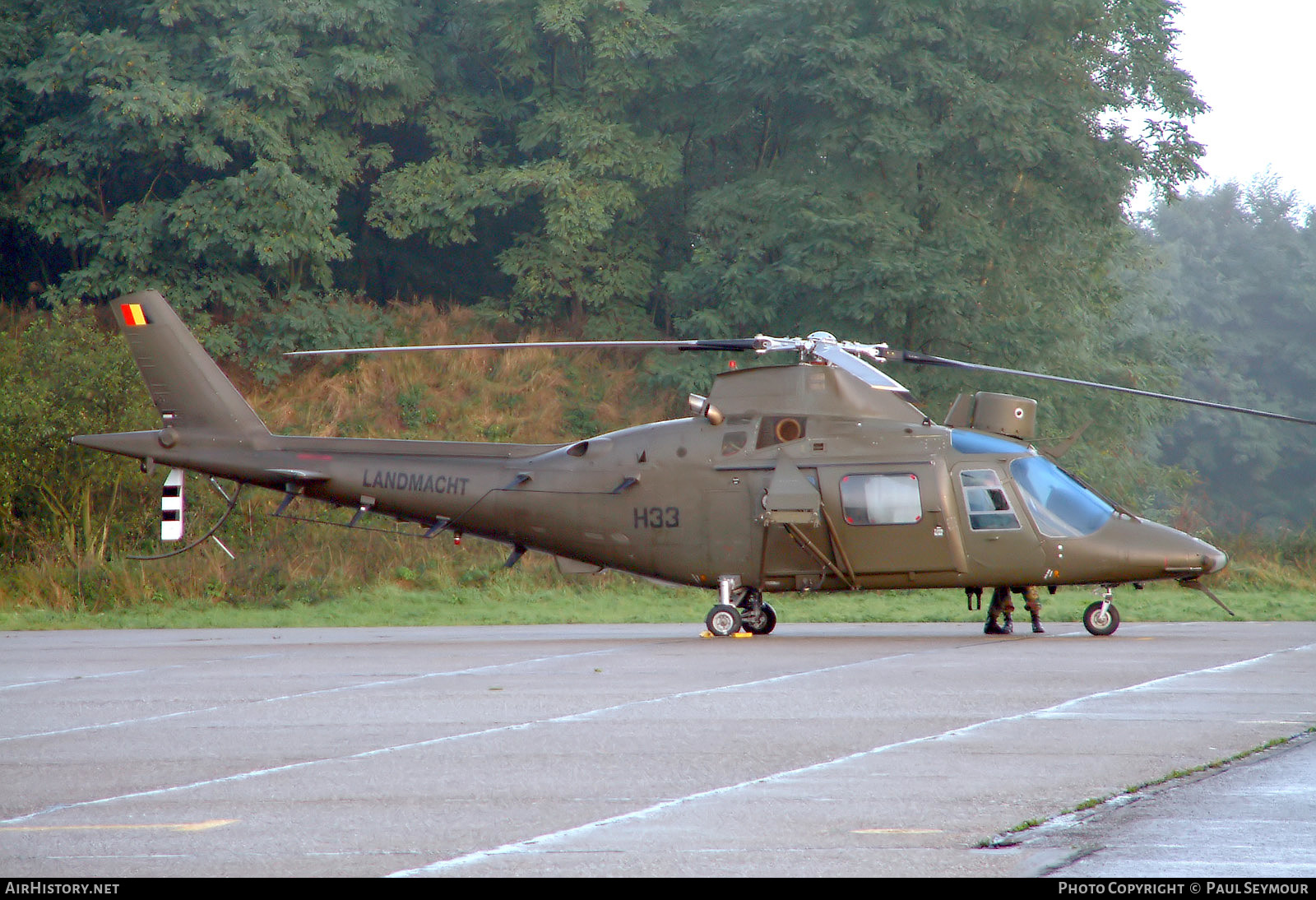 Aircraft Photo of H33 | Agusta A-109HA (A-109BA) | Belgium - Army | AirHistory.net #409371