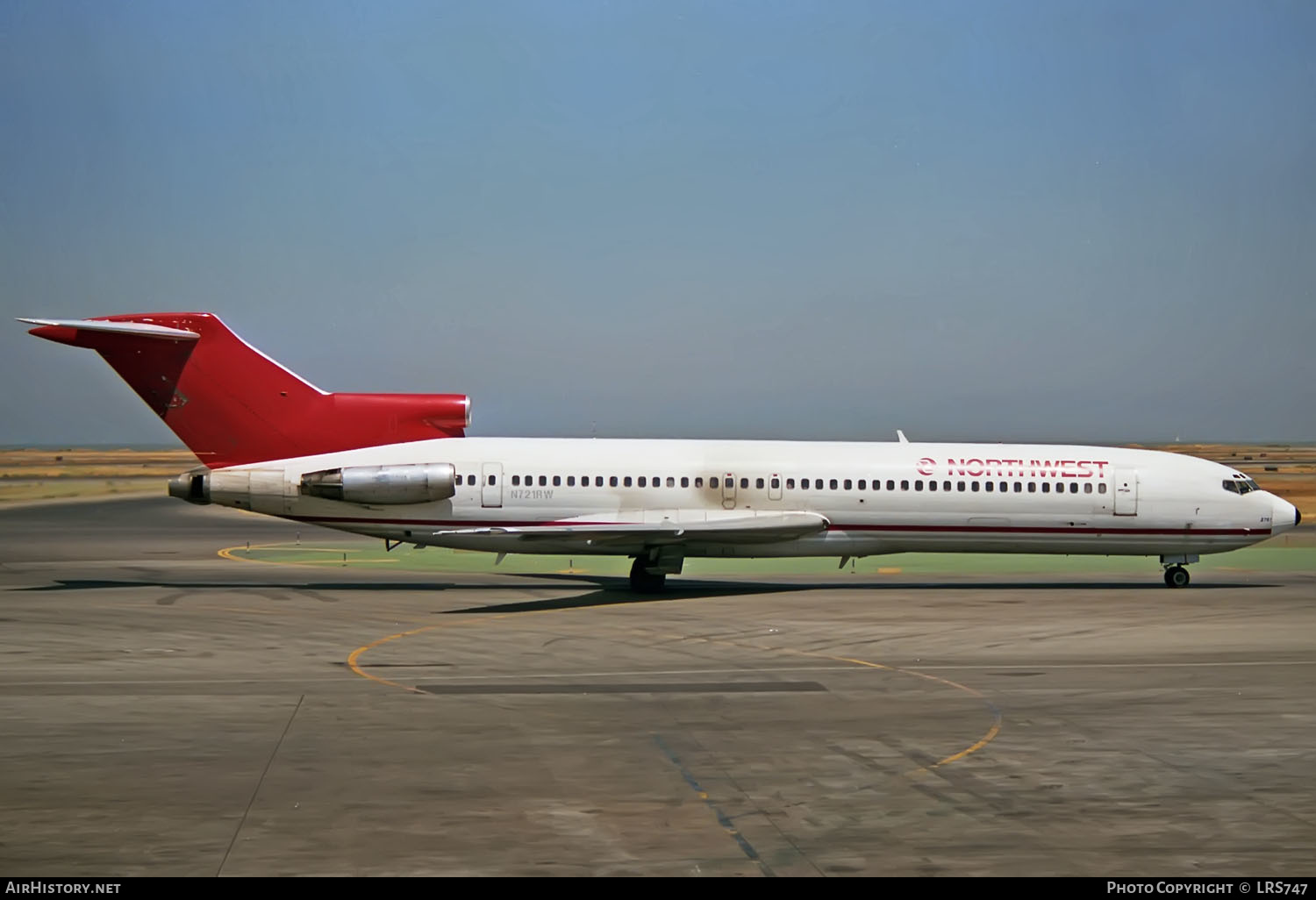 Aircraft Photo of N721RW | Boeing 727-2M7/Adv | Northwest Airlines | AirHistory.net #409384