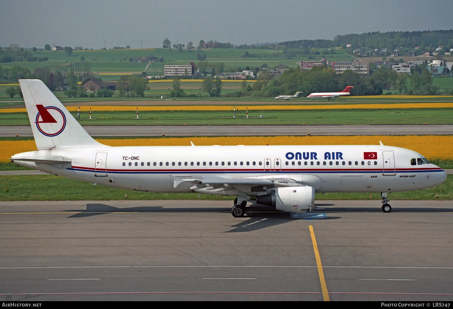 Aircraft Photo of TC-ONC | Airbus A320-211 | Onur Air | AirHistory.net #409406