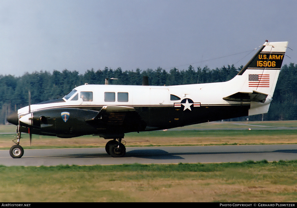 Aircraft Photo of 70-15906 | Beech U-21G Ute | USA - Army | AirHistory.net #409481