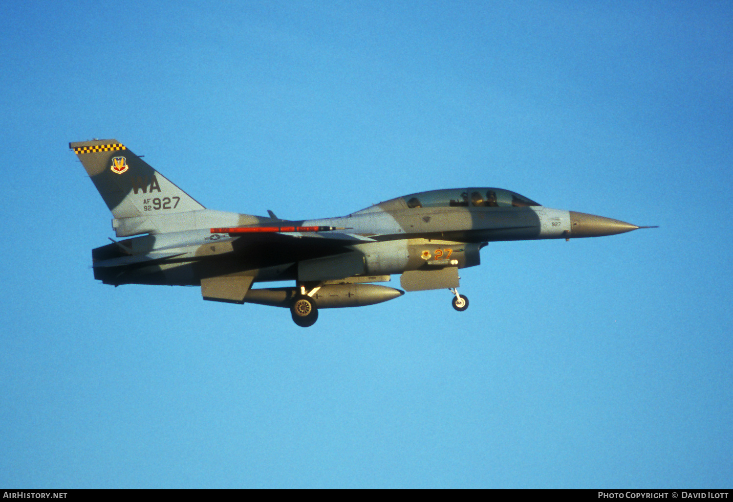 Aircraft Photo of 92-3927 / AF92-927 | General Dynamics F-16C Fighting Falcon | USA - Air Force | AirHistory.net #409531