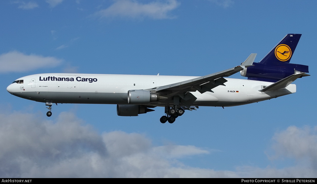 Aircraft Photo of D-ALCK | McDonnell Douglas MD-11F | Lufthansa Cargo | AirHistory.net #409544