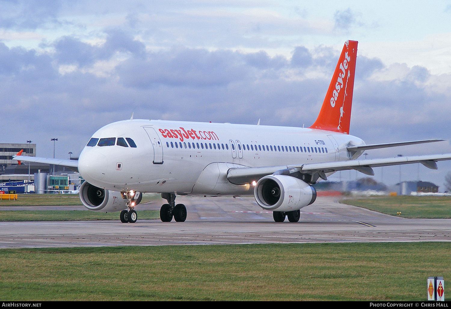 Aircraft Photo of G-TTOI | Airbus A320-232 | EasyJet | AirHistory.net #409552