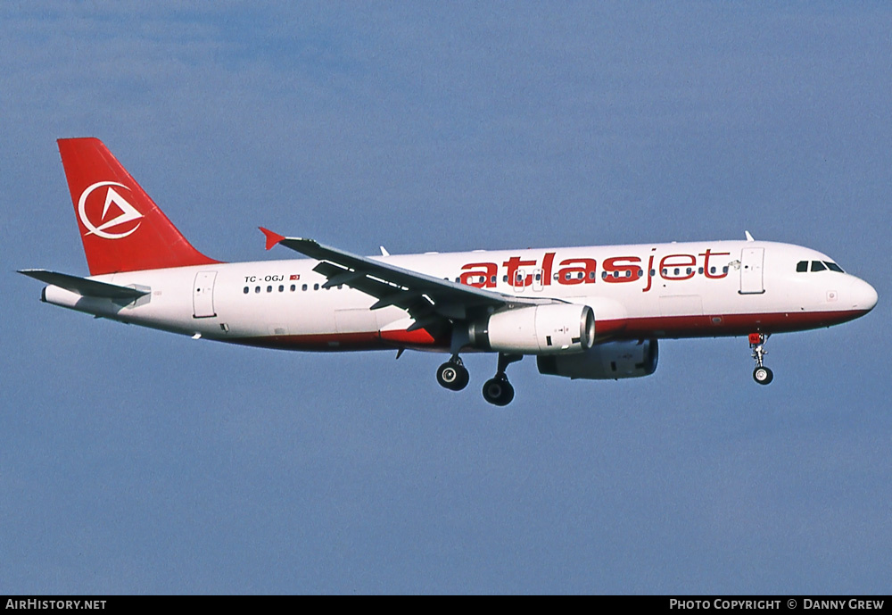 Aircraft Photo of TC-OGJ | Airbus A320-232 | Atlasjet Airlines | AirHistory.net #409605