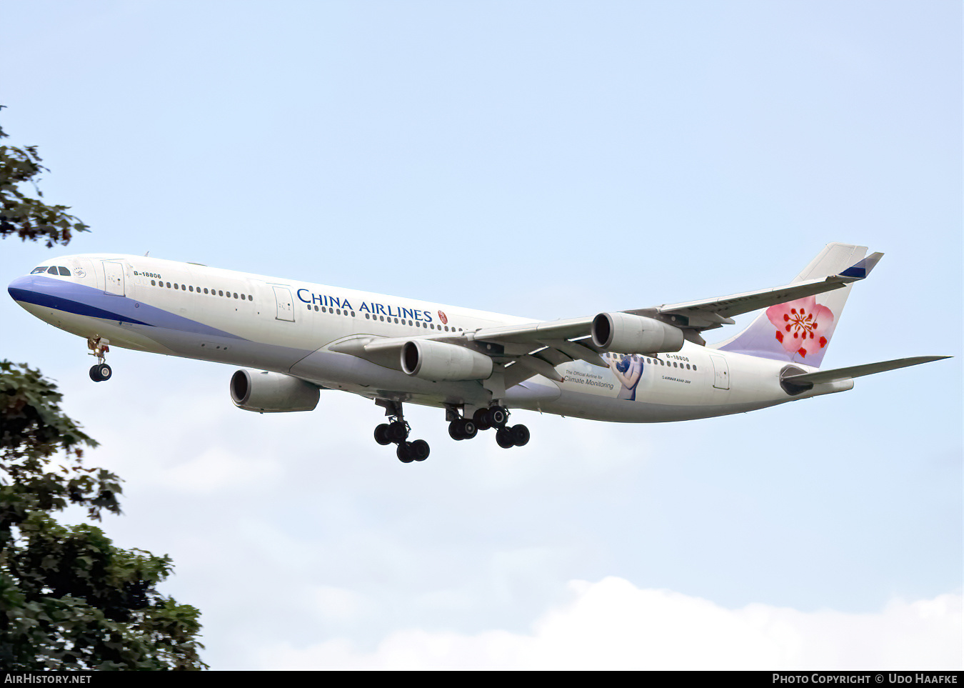 Aircraft Photo of B-18806 | Airbus A340-313X | China Airlines | AirHistory.net #409630