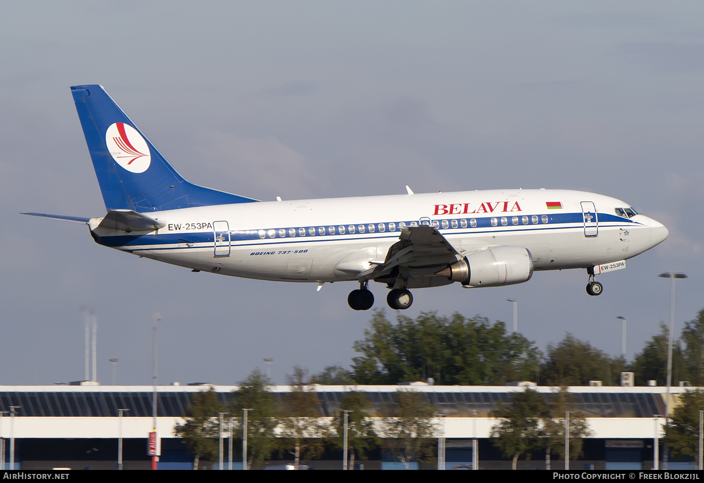 Aircraft Photo of EW-253PA | Boeing 737-524 | Belavia | AirHistory.net #409656