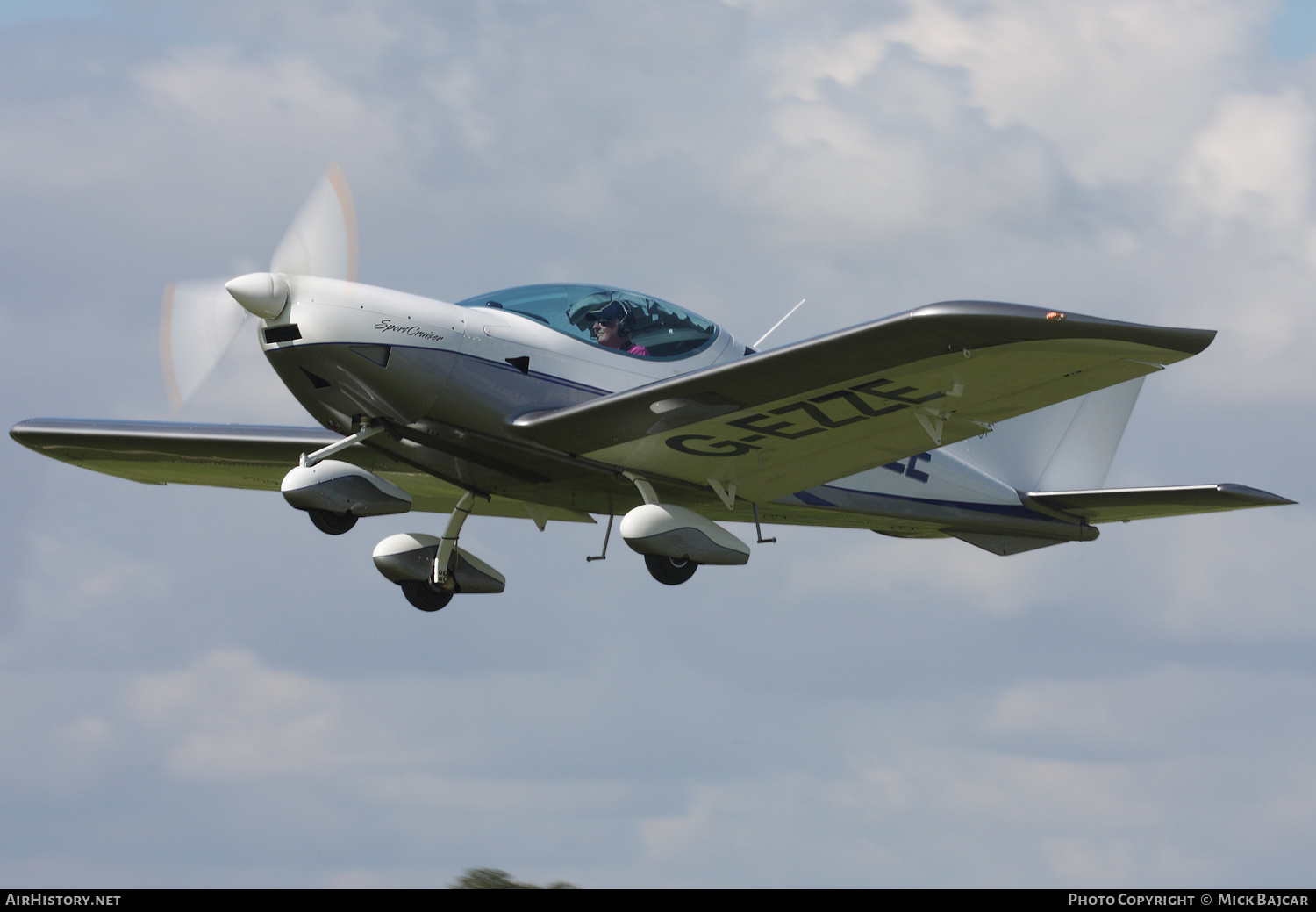 Aircraft Photo of G-EZZE | Czech Aircraft Works SportCruiser | AirHistory.net #409666
