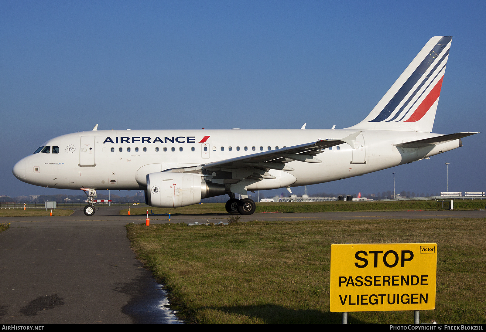 Aircraft Photo of F-GUGG | Airbus A318-111 | Air France | AirHistory.net #409673