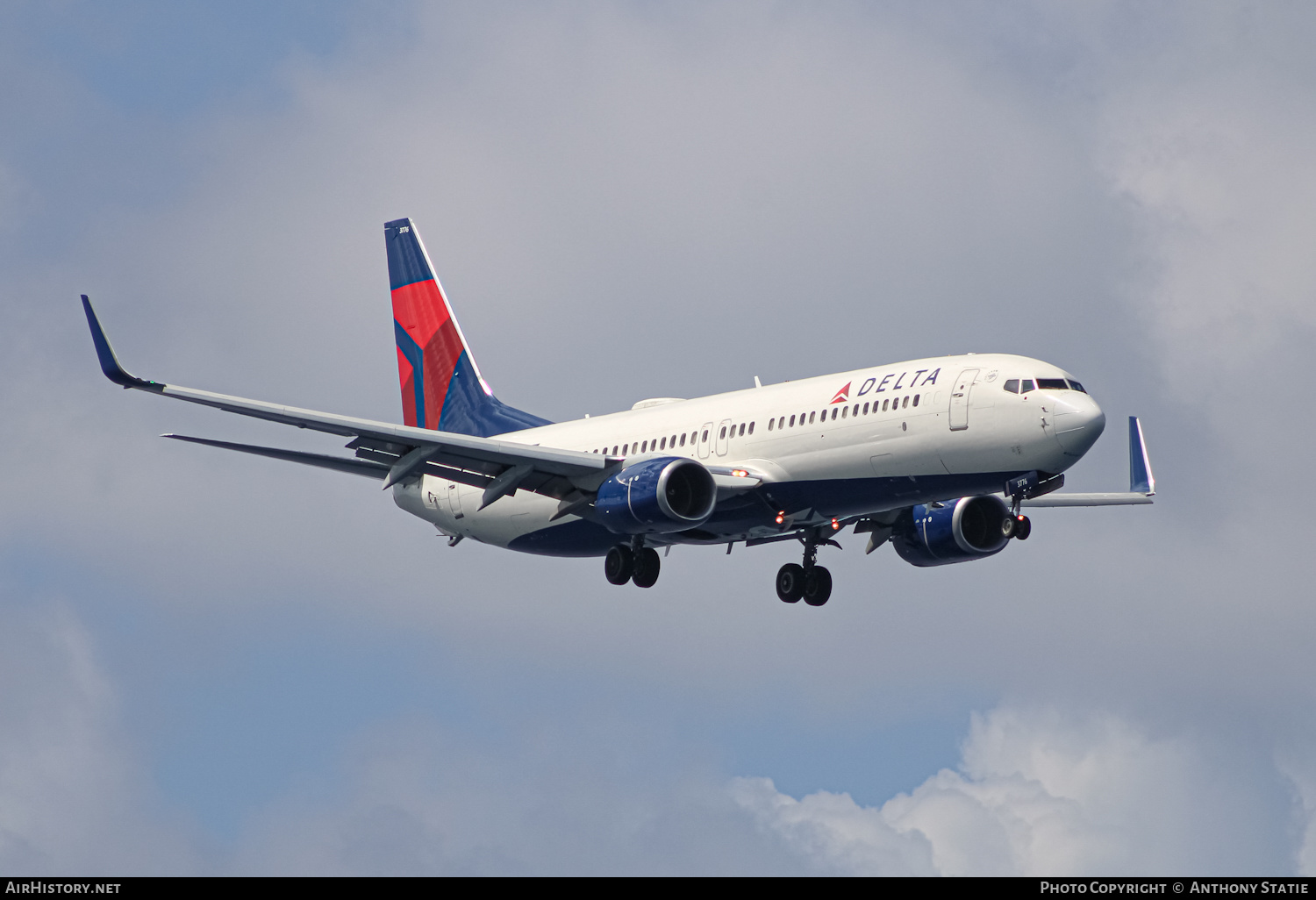 Aircraft Photo of N776DE | Boeing 737-8EH | Delta Air Lines | AirHistory.net #409728