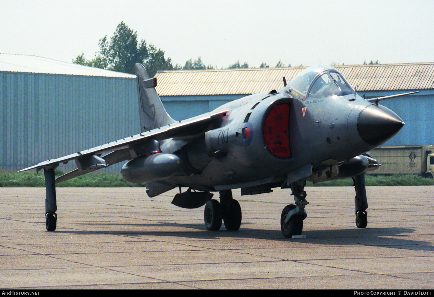 Aircraft Photo of ZD613 | British Aerospace Sea Harrier FRS1 | UK - Navy | AirHistory.net #409757