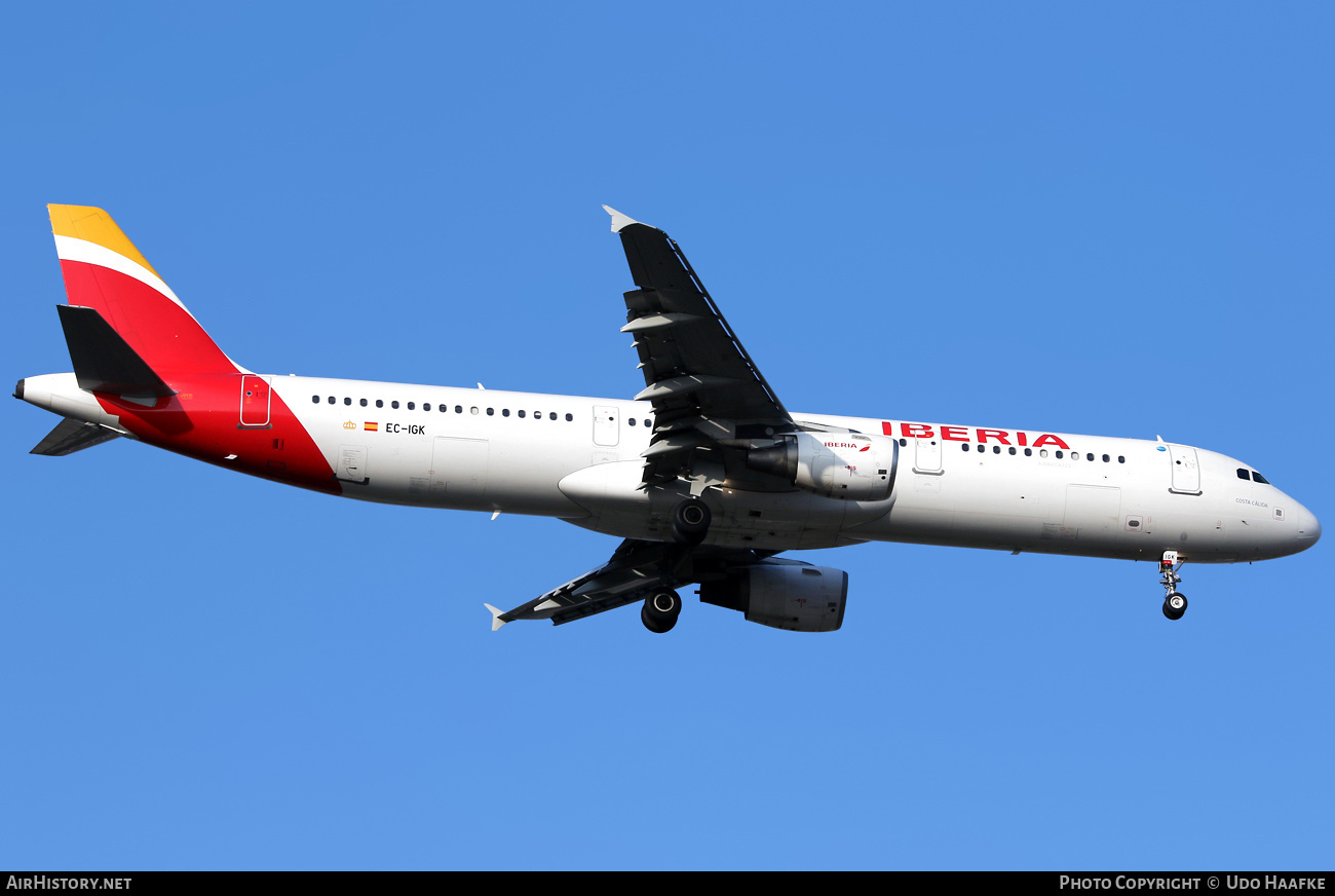 Aircraft Photo of EC-IGK | Airbus A321-213 | Iberia | AirHistory.net #409837