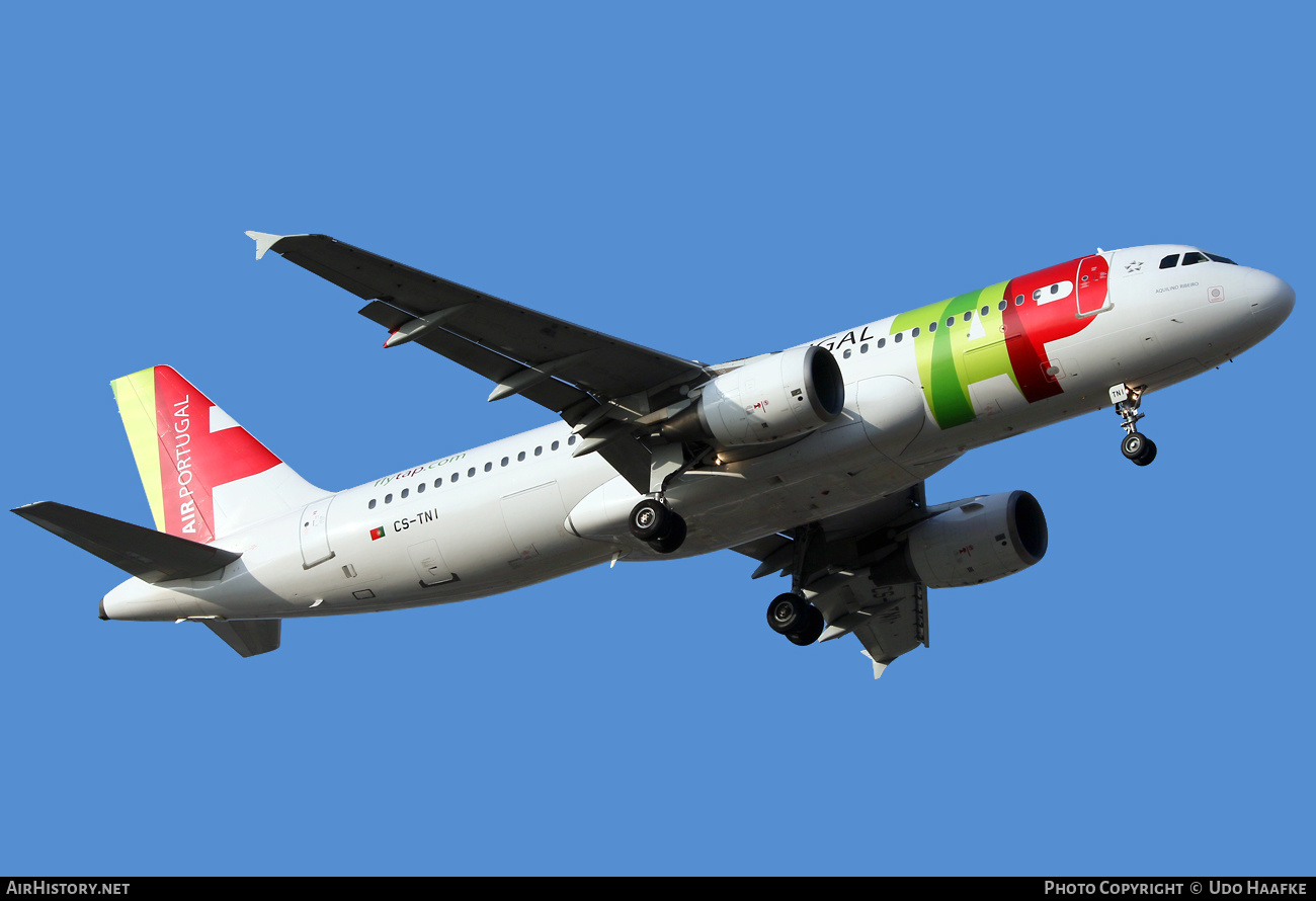 Aircraft Photo of CS-TNI | Airbus A320-214 | TAP Air Portugal | AirHistory.net #409839