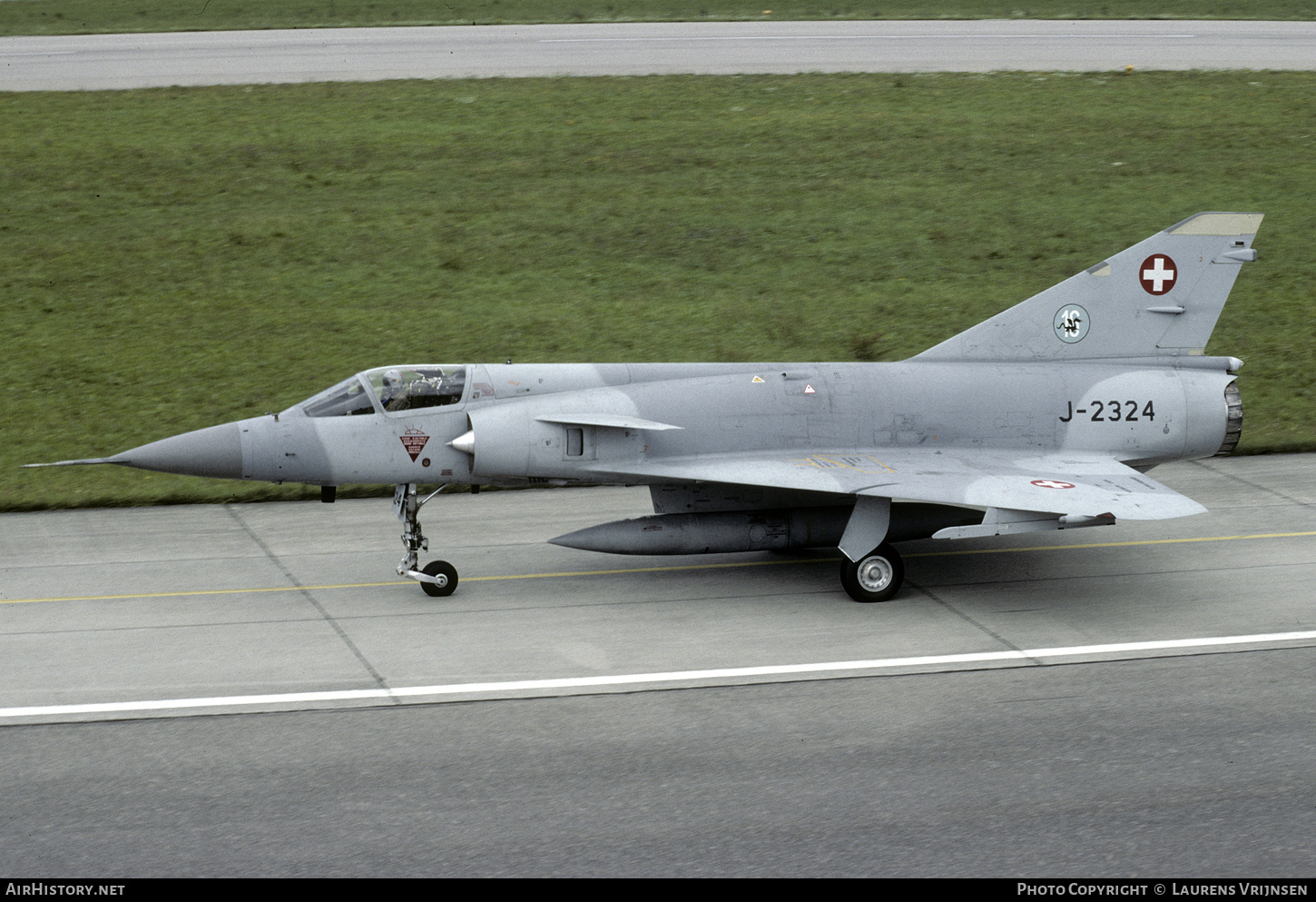 Aircraft Photo of J-2324 | Dassault Mirage IIIS | Switzerland - Air Force | AirHistory.net #409862