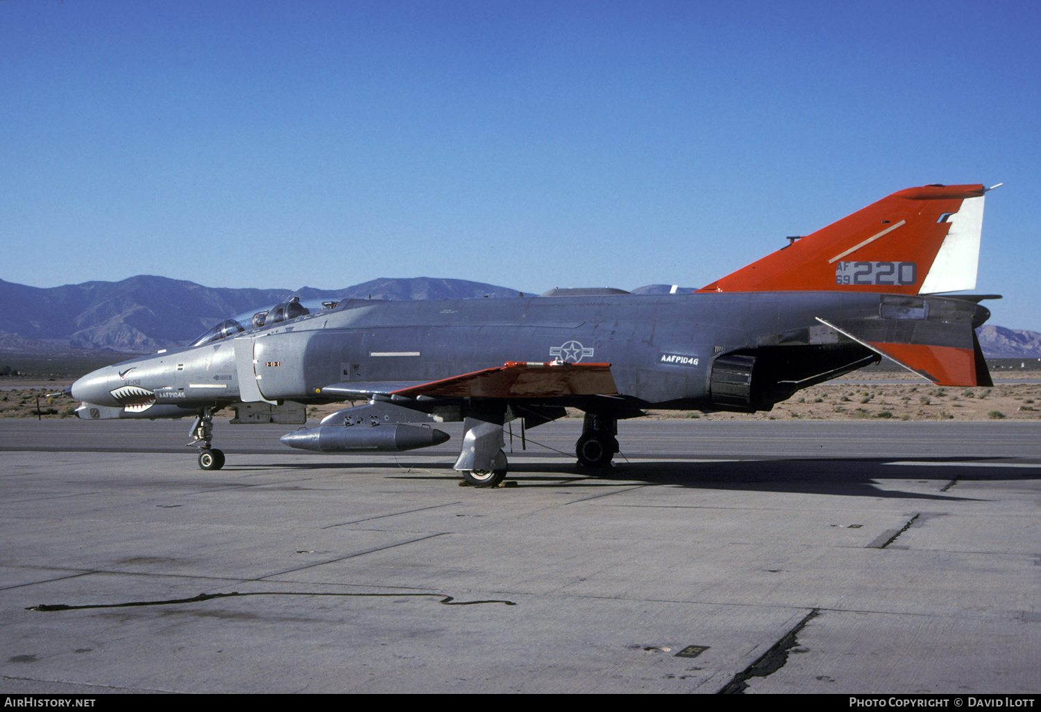 Aircraft Photo of 69-7220 / AF69-220 | McDonnell Douglas QF-4G Phantom II | USA - Air Force | AirHistory.net #409904
