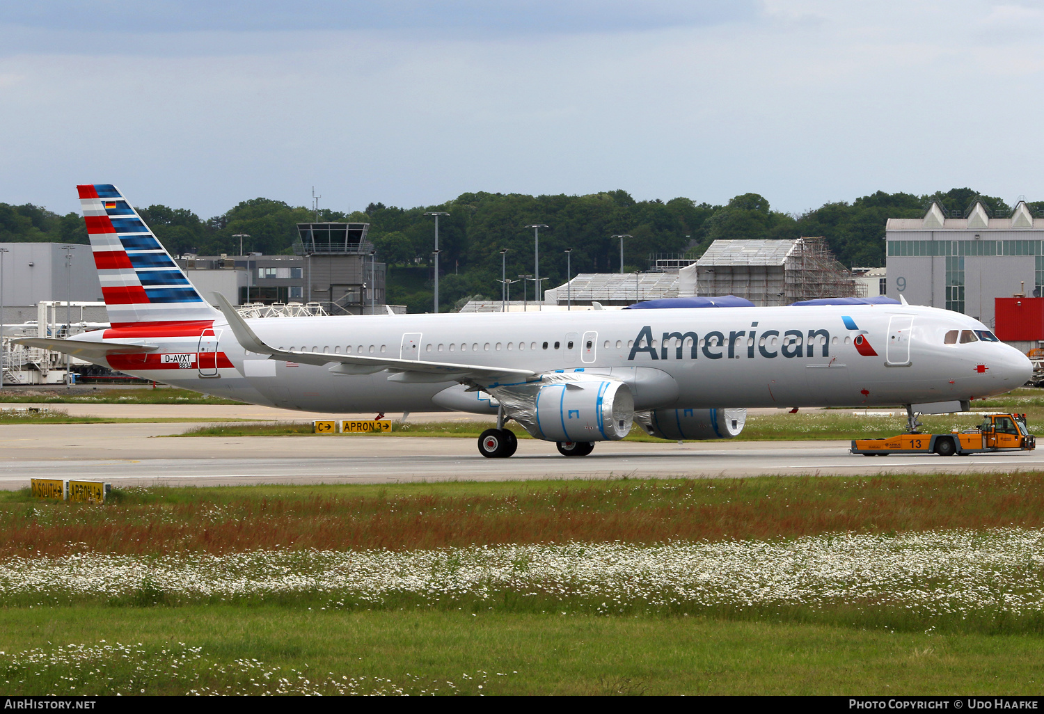 Aircraft Photo of N406AN / D-AVXT | Airbus A321-253NX | American Airlines | AirHistory.net #409973