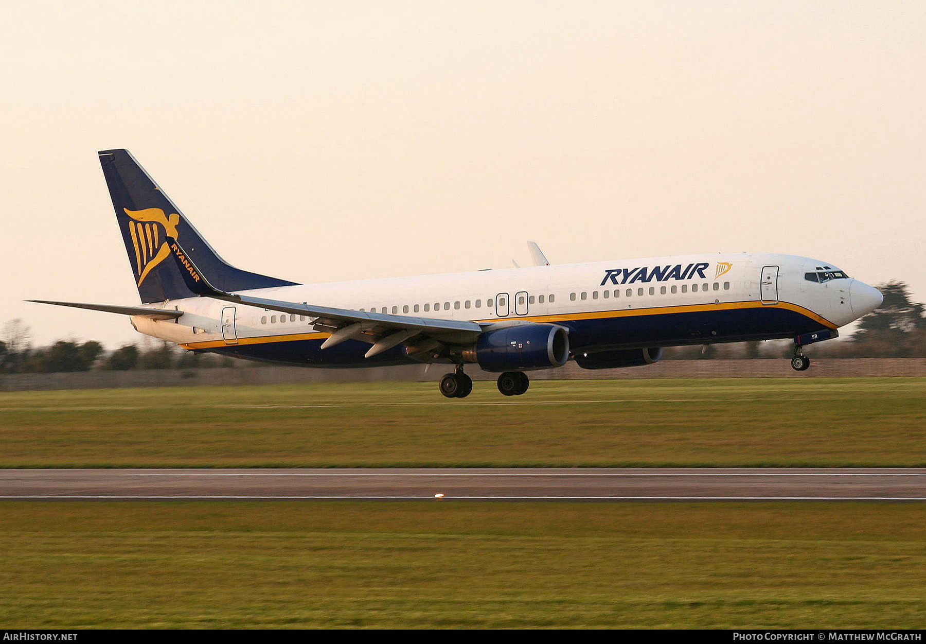 Aircraft Photo of EI-CSR | Boeing 737-8AS | AirHistory.net #410013