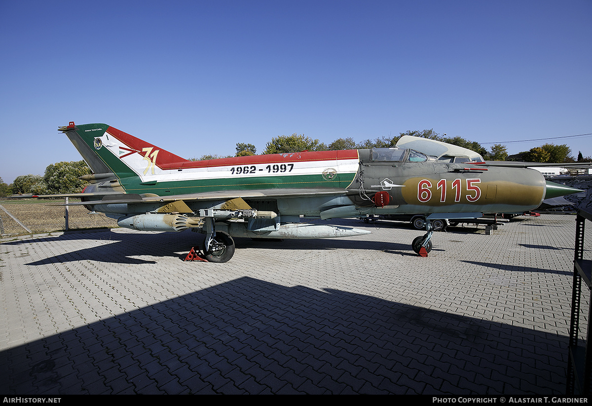 Aircraft Photo of 6115 | Mikoyan-Gurevich MiG-21bis | Hungary - Air Force | AirHistory.net #410043