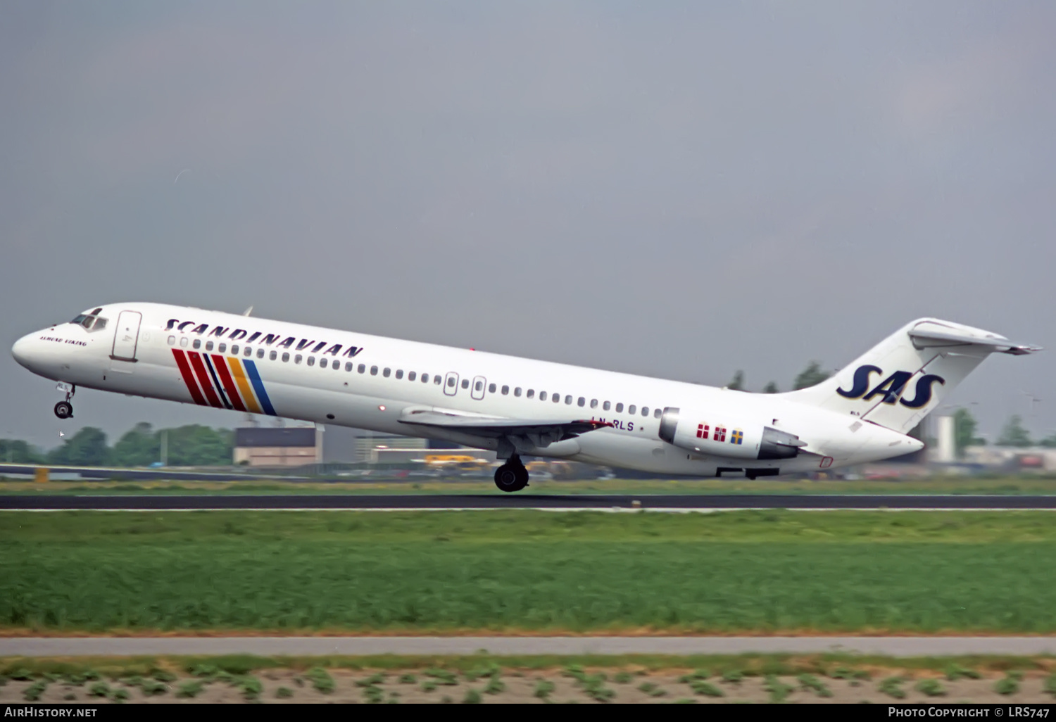 Aircraft Photo of LN-RLS | McDonnell Douglas DC-9-41 | Scandinavian Airlines - SAS | AirHistory.net #410067
