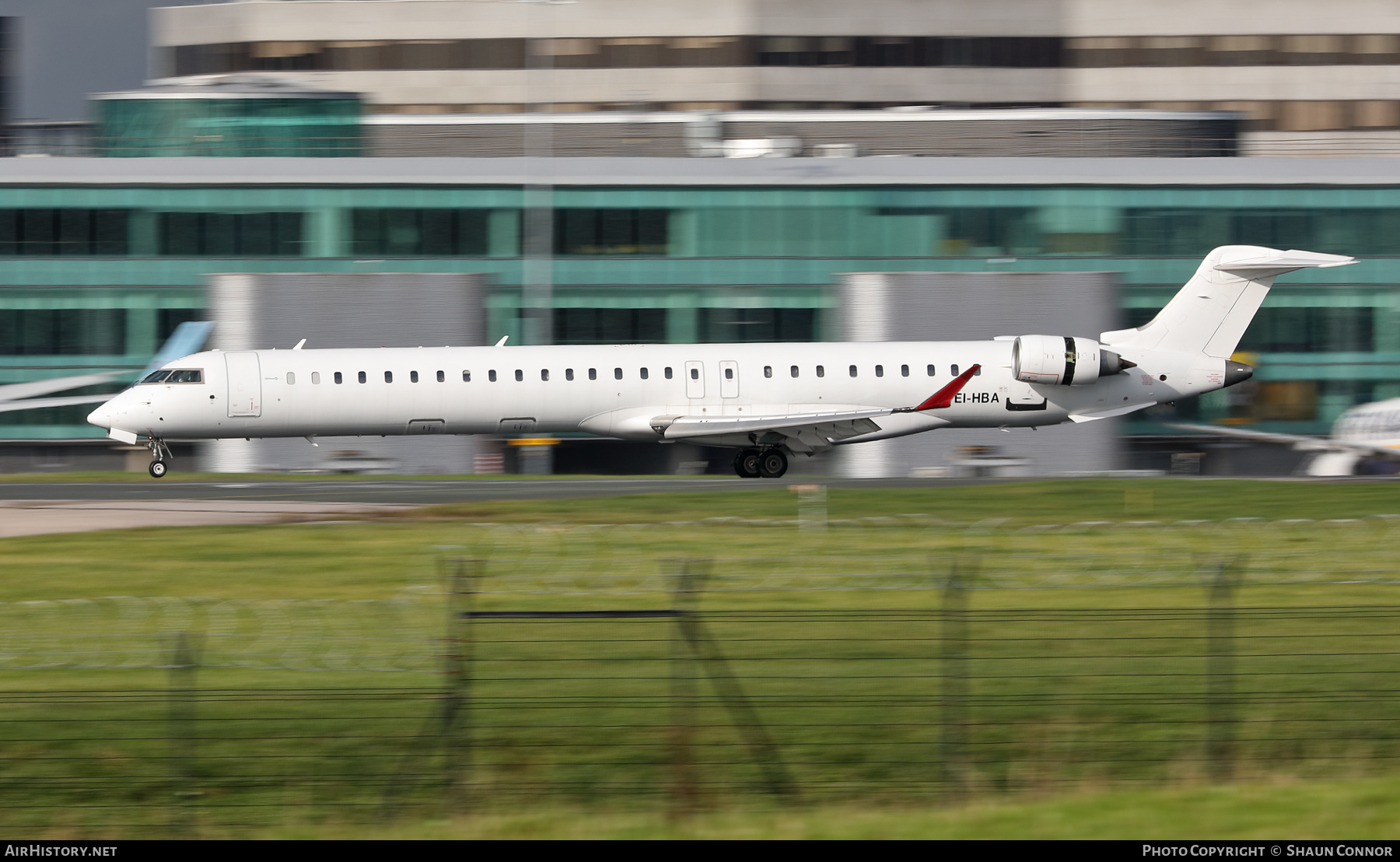 Aircraft Photo of EI-HBA | Bombardier CRJ-1000 (CL-600-2E25) | AirHistory.net #410093