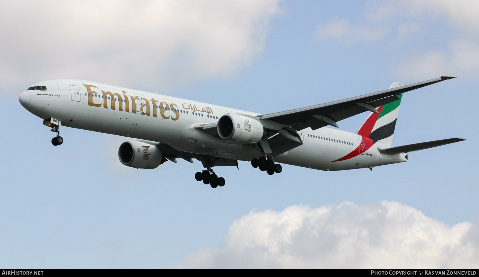 Aircraft Photo of A6-EMM | Boeing 777-31H | Emirates | AirHistory.net #410113