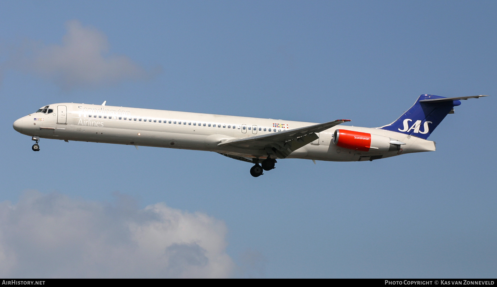 Aircraft Photo of LN-ROX | McDonnell Douglas MD-82 (DC-9-82) | Scandinavian Airlines - SAS | AirHistory.net #410124