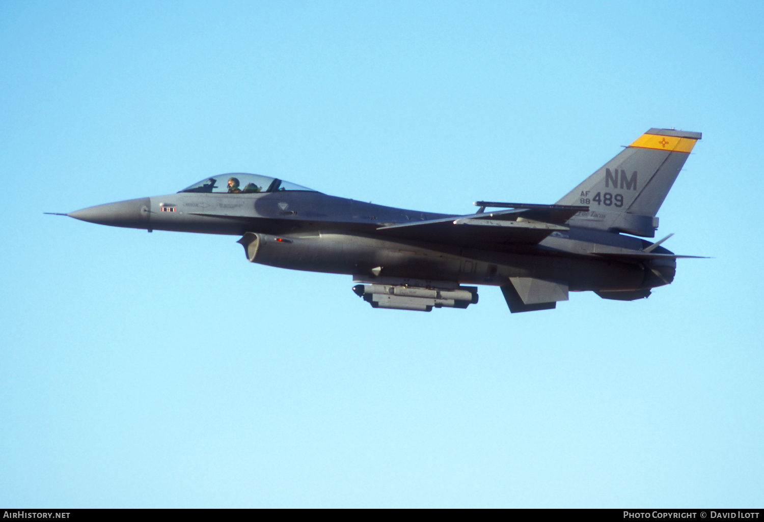 Aircraft Photo of 88-0489 / AF88-489 | General Dynamics F-16C Fighting Falcon | USA - Air Force | AirHistory.net #410135