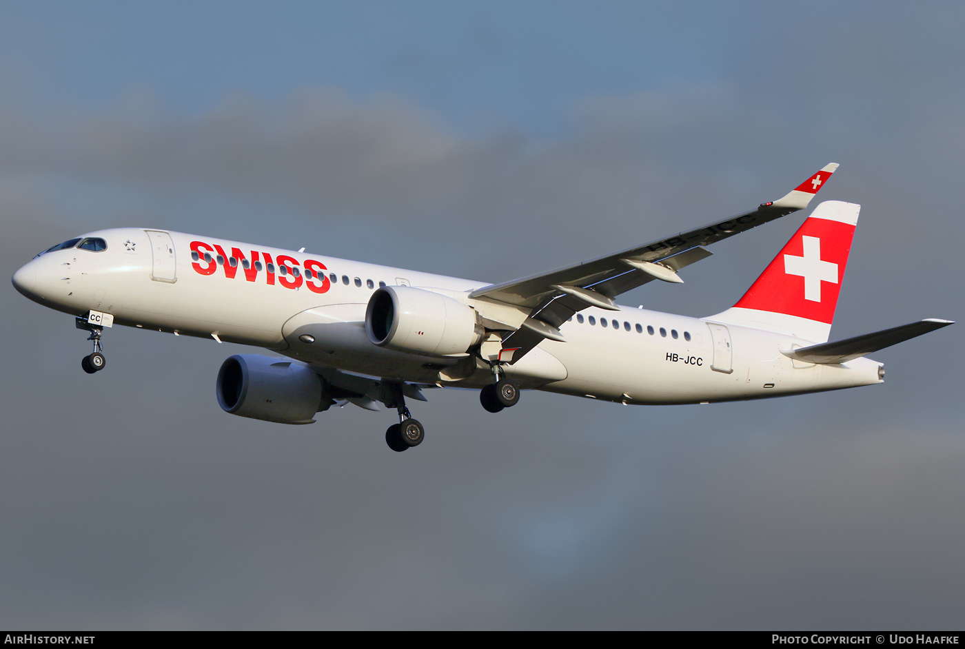 Aircraft Photo of HB-JCC | Bombardier CSeries CS100 (BD-500-1A10) | Swiss International Air Lines | AirHistory.net #410189