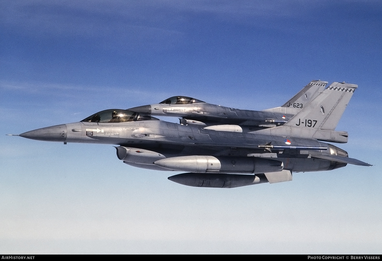 Aircraft Photo of J-197 | General Dynamics F-16A Fighting Falcon | Netherlands - Air Force | AirHistory.net #410199