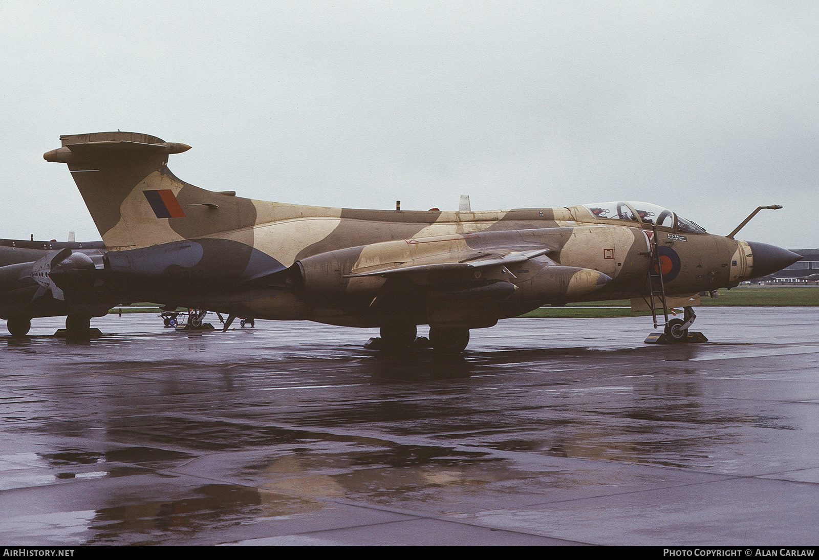 Aircraft Photo of XV352 | Hawker Siddeley Buccaneer S2B | UK - Air Force | AirHistory.net #410205